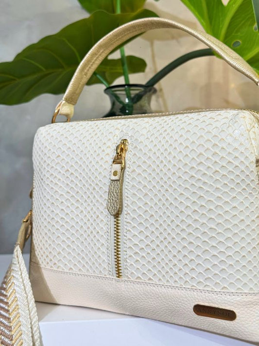 BOLSO AURA EN CUERO DORADO MARFIL