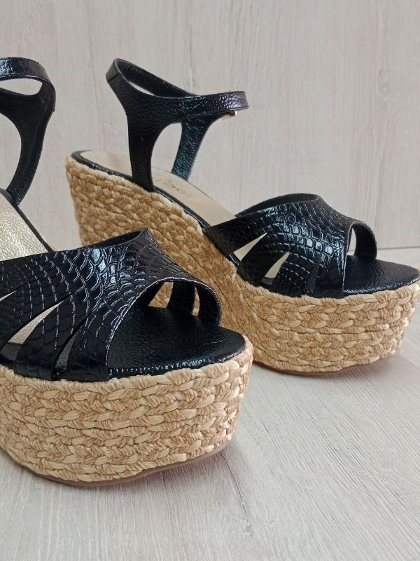 PLATAFORMAS EN YUTE CROCO NEGRO