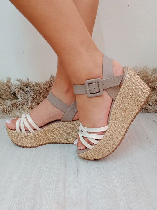 SANDALIAS DE PLATAFORMA SOFIA TAUPE