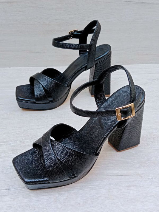 SANDALIAS DE TACON CUBANO NEGRO